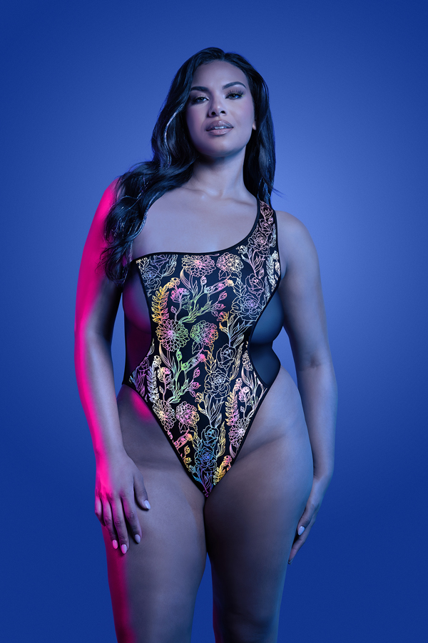 Luminescent Teddy Queen